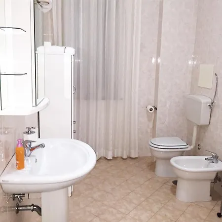 Nola Domus 3*